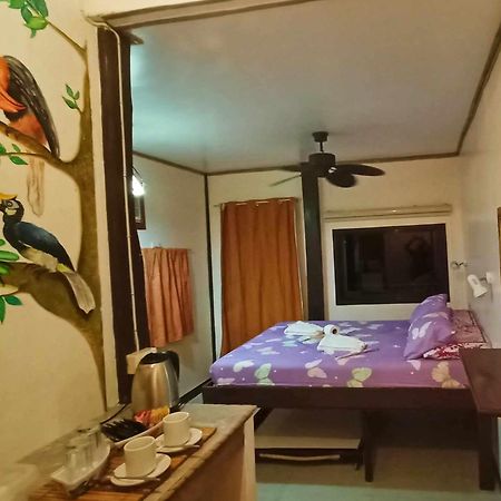 El Gordo'S Seaside Adventure Lodge El Nido Esterno foto