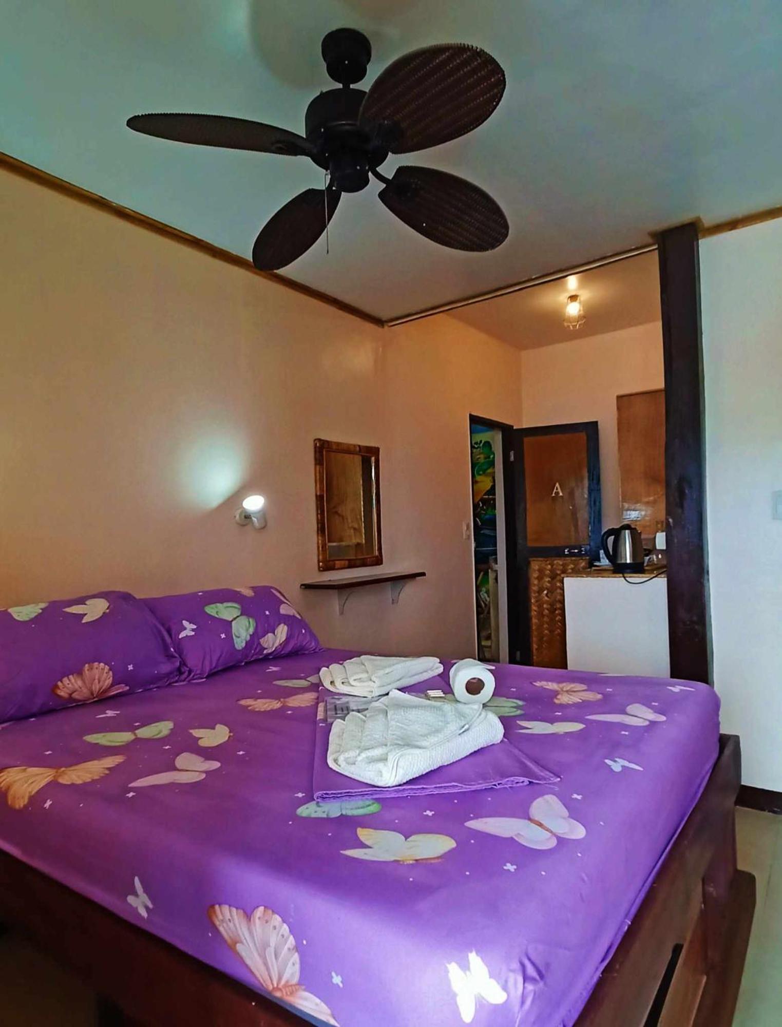 El Gordo'S Seaside Adventure Lodge El Nido Esterno foto